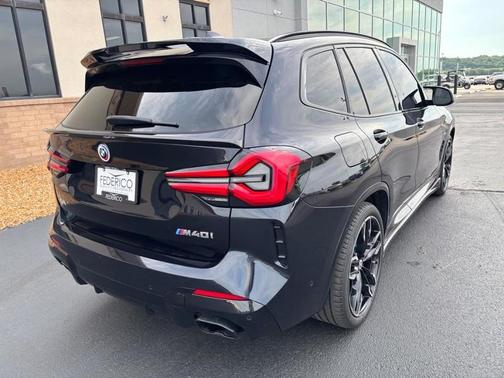 Black Sapphire Metallic 2023 BMW X3 M40i