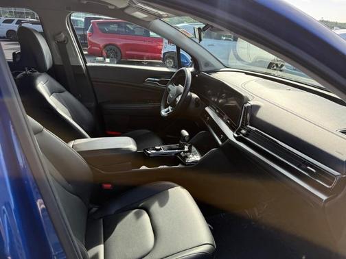 Sapphire Blue / Blue 2023 Kia Sportage EX