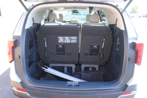 2025 Kia Carnival SX