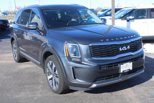 2022 Kia Telluride S