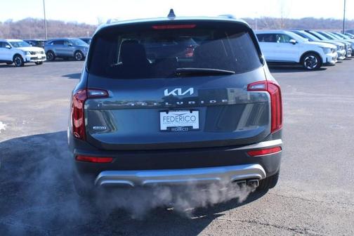 2022 Kia Telluride S