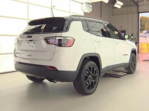 2022 Jeep Compass Altitude