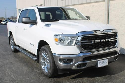 Bright White Clearcoat 2022 RAM 1500 Big Horn