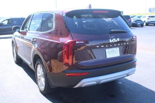 2022 Kia Telluride LX