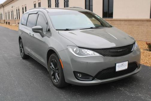 2020 Chrysler Pacifica Launch Edition