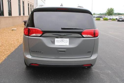 2020 Chrysler Pacifica Launch Edition
