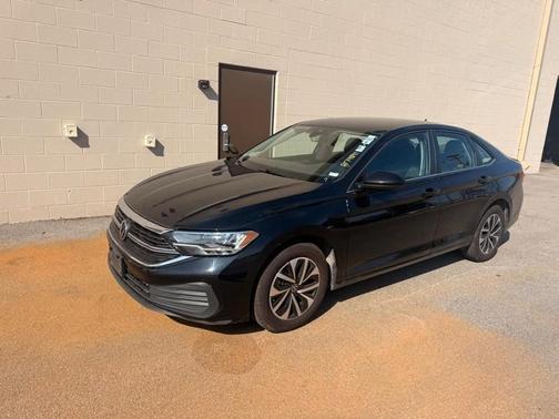 Deep Black Pearl Effect 2024 Volkswagen Jetta 1.5T S