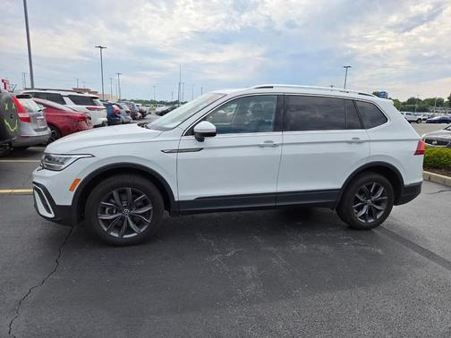 2022 Volkswagen Tiguan 2.0T SE