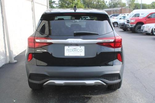 2023 Kia Seltos LX