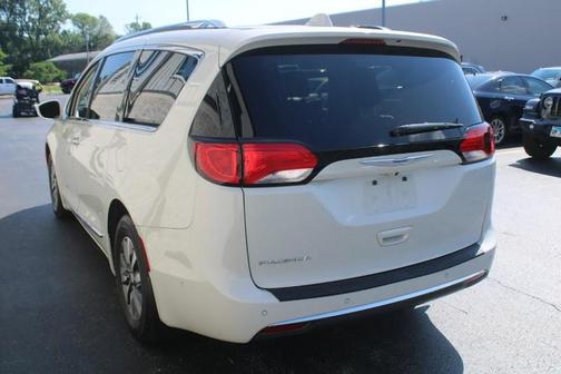 2020 Chrysler Pacifica Touring-L Plus