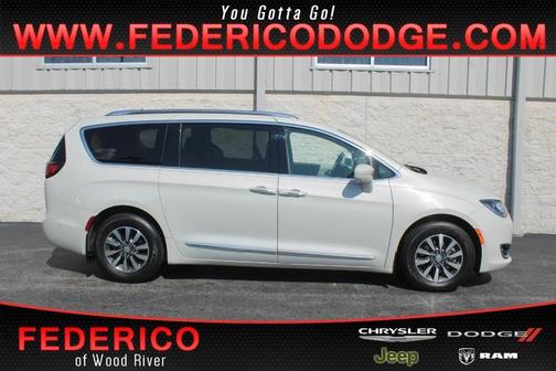 2020 Chrysler Pacifica Touring-L Plus