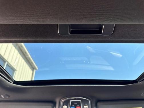 Diamond Black 2026 Jeep Grand Cherokee Laredo