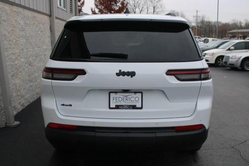 2025 Jeep Grand Cherokee L Laredo