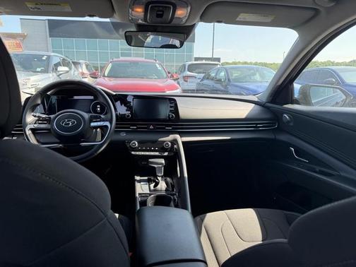 Phantom Black 2021 Hyundai ELANTRA SEL
