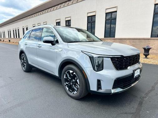 Wolf Gray 2024 Kia Sorento S