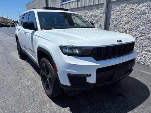Bright White Clearcoat 2024 Jeep Grand Cherokee L Limited