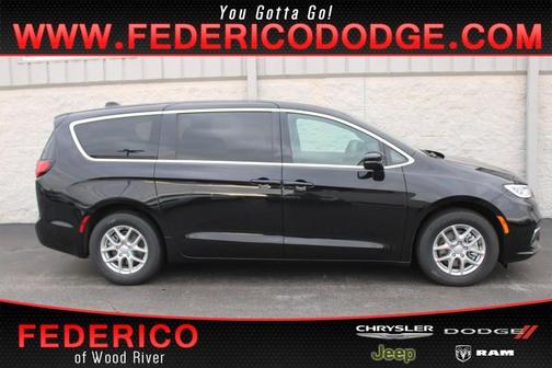 2026 Chrysler Pacifica Select FWD
