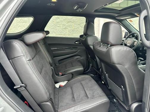 Destroyer Gray Clearcoat 2026 Dodge Durango GT HEMI V8