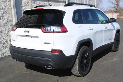 2022 Jeep Cherokee Latitude Lux