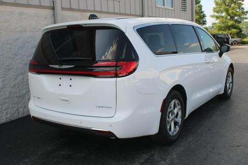 2024 Chrysler Pacifica Limited