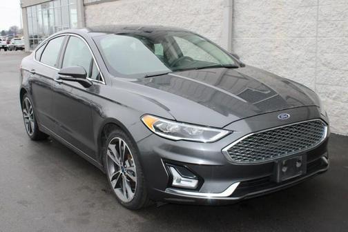 Photo 2 of 26 of 2020 Ford Fusion Titanium