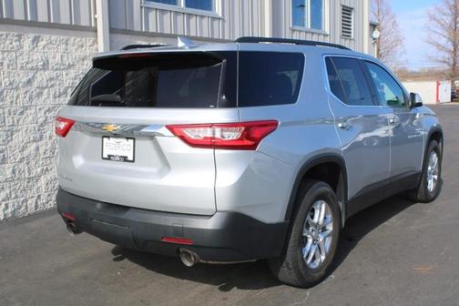 2021 Chevrolet Traverse LT Cloth
