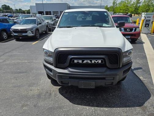 Bright White Clearcoat 2024 RAM 1500 Classic SLT