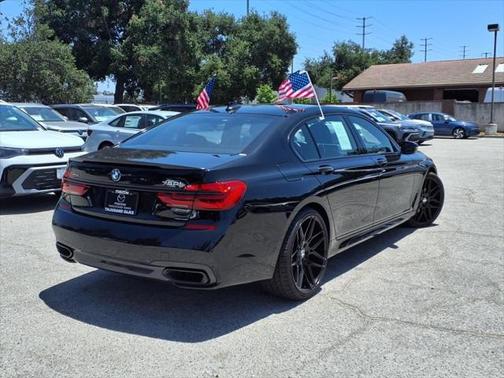 2018 BMW 750 i xDrive