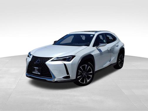 White Pearl 2024 Lexus UX 250h Base