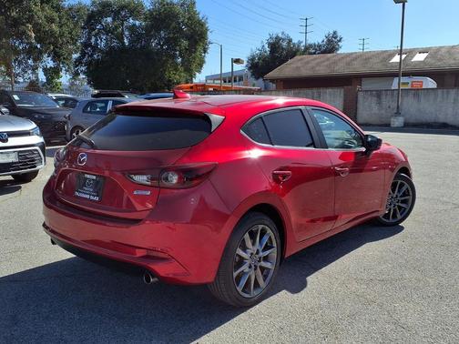 2018 Mazda Mazda3 Grand Touring