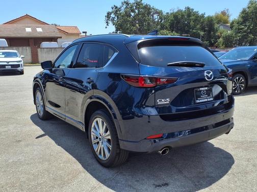2022 Mazda CX-5 Signature