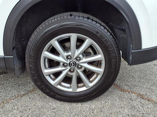 2023 Mazda CX-5 2.5 S Preferred Package