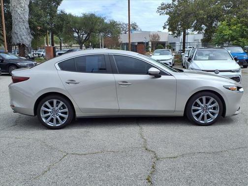 2023 Mazda Mazda3 FWD w/Preferred Package