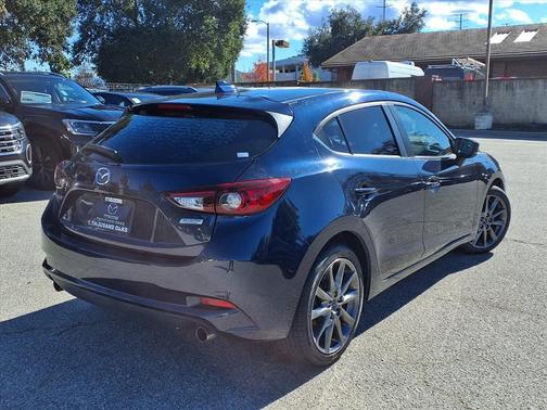 2018 Mazda Mazda3 Touring