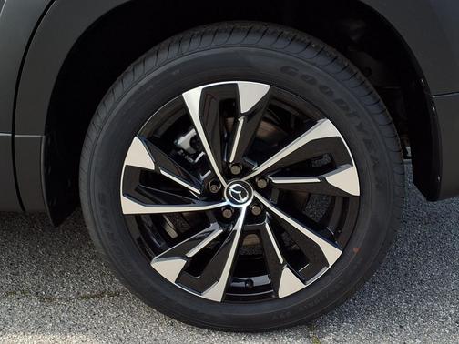 2026 Mazda CX-50 Hybrid Premium Plus