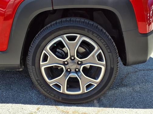 Colorado Red 2017 Jeep Renegade Limited