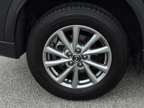 2023 Mazda CX-5 2.5 S Preferred Package