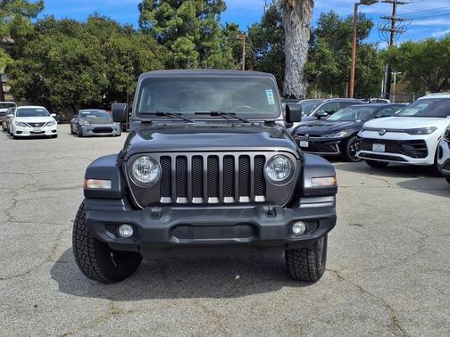 2018 Jeep Wrangler Unlimited Sport