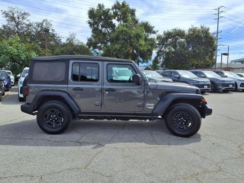 2018 Jeep Wrangler Unlimited Sport