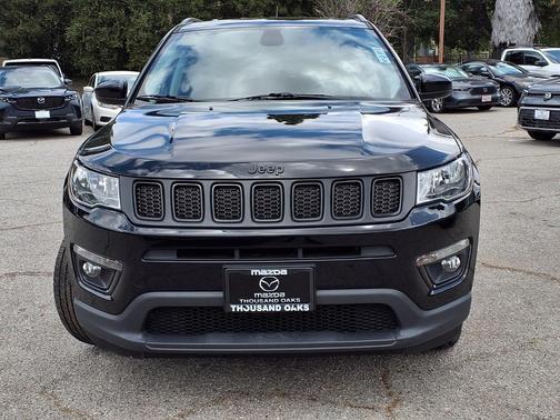 Diamond Black Crystal Pearlcoat 2019 Jeep Compass Latitude