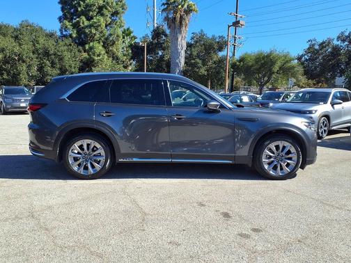 Machine Gray Metallic 2024 Mazda CX-90 3.3 Turbo Premium Plus