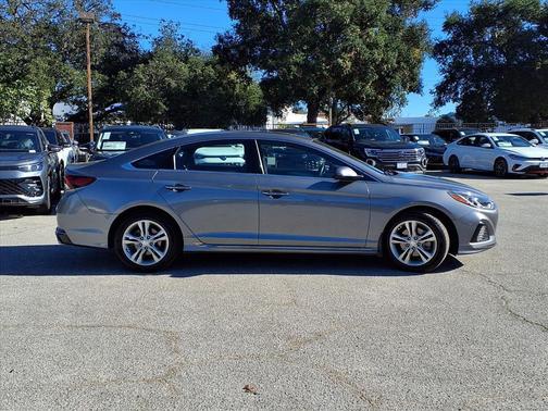 2019 Hyundai SONATA Sport