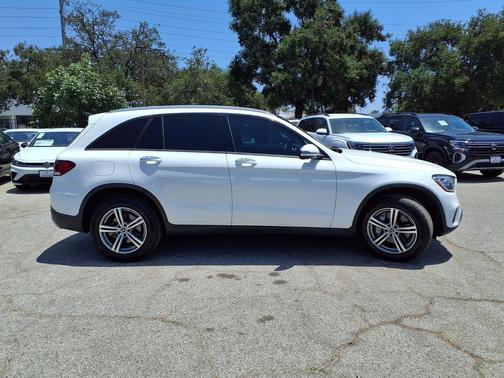 Polar White 2022 Mercedes-Benz GLC 300 Base