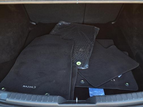 2022 Mazda Mazda3 FWD w/Select Package