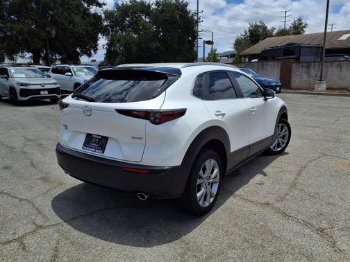 Snowflake White Pearl Mica 2023 Mazda CX-30 2.5 S Preferred Package