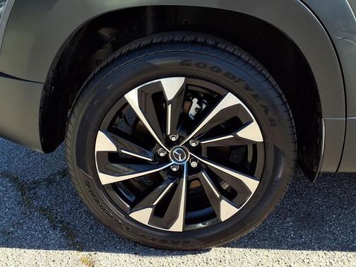 2025 Mazda CX-50 Hybrid Premium Plus