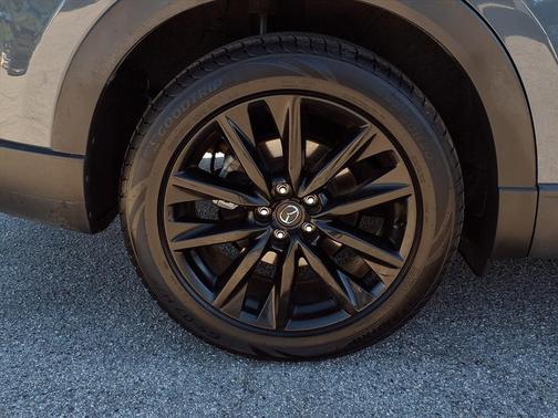 2023 Mazda CX-9 Carbon Edition