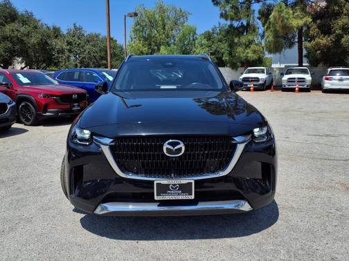 2024 Mazda CX-90 PHEV Premium Plus