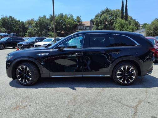 2024 Mazda CX-90 PHEV Premium Plus