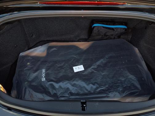 2025 Mazda MX-5 Miata Club